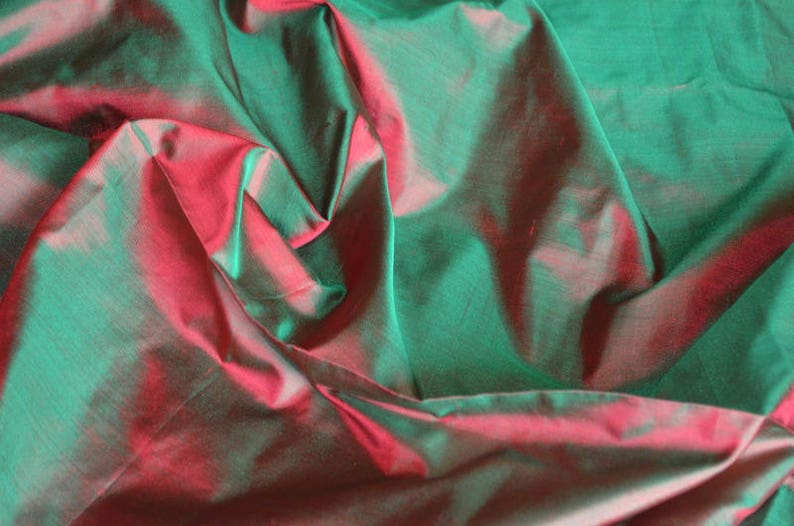 Fine Indian Silk Taffeta in Green with Red Half yard, Yard, Meter & Half Meter TF 102 image 5