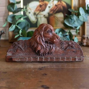 Vintage Spaniel Dog Tie or Belt Rack Syroco Style