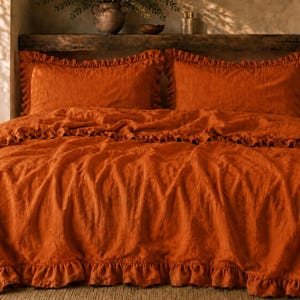 Minimalist Bedroom Decor Burnt Orange Linen Ruffle Duvet Cover Set , Soft Textured Bedding Set, King Queen Size Linen Ruffle Comforter Set