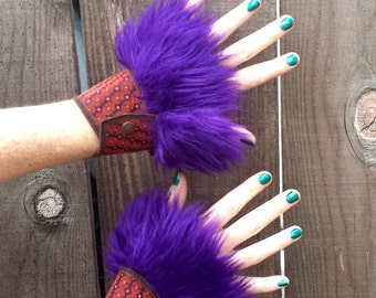 Purple Faux Fur, Festival Set, Fur Cuffs, Rave Festival Outfit, Wrist Cuffs, Burning Man Festival, Rave Wear, Fairy Core, Fairy grunge