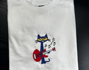 Pete the cat playing guitar embroidered 90s shirt Vintage design