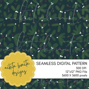 Puede incluir: Patrón digital sin costuras con un fondo verde oscuro, que presenta un diseño repetido de hojas verdes, bayas blancas y pequeños acentos rojos. El patrón es de 30,48 cm x 30,48 cm y es un archivo PNG. Diseñado por nikita bonita designs.