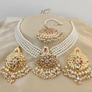 Indian Bollywood Style Traditional gold-plated necklace Set with matching earrings Style 4