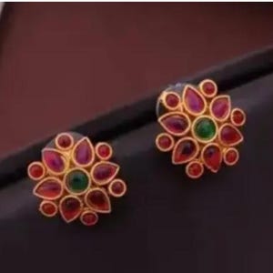 Indian Bollywood Style Traditional gold-plated necklace Set with matching earrings image 8