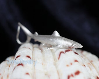 Shark pendant Sterling Silver 3D Satin life-like Reef Shark Pendant Necklace Scuba diving diver jewelry gift