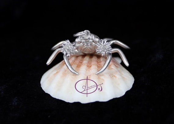 Pom Pom Crab Cheerleader Boxer Crab Solid 925 Sterling Silver Etsy Pom Pom Crab Cheerleader Boxer Crab Solid 925 Sterling Silver Etsy