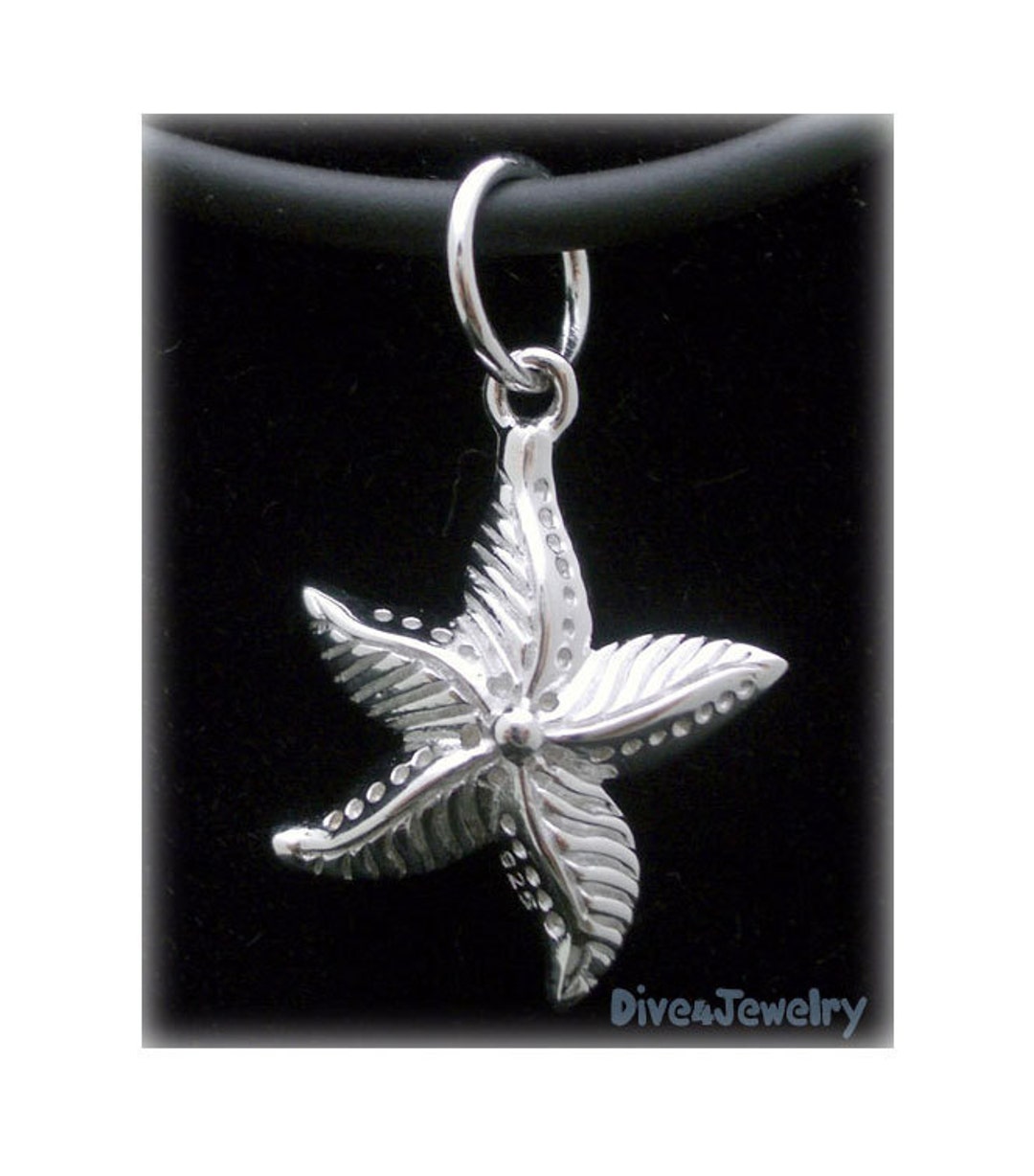 Large Sea Star Necklace in Coconut