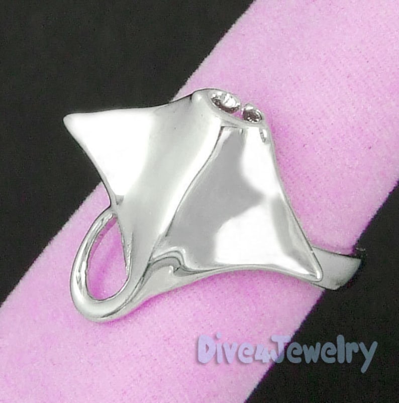 Manta Ray Ring in Solid 925 Sterling Silver Rhodium Plated Open band ring Size Adjustable Ocean Beach Sealife Diver Manta ring image 2