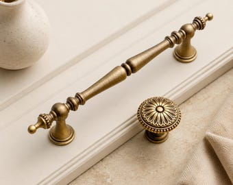 Maniglie e pomelli per mobili in ottone antico, maniglie per cassetti francesi vintage, accessori decorati per comò, maniglie per mobili classiche