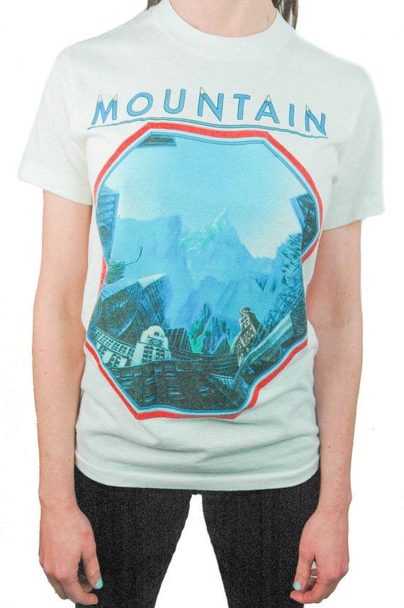 Vintage MOUNTAIN shirt 1985 Concert shirt Band tee