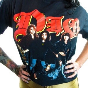 Vintage Q102 Tee Album Rock 3/4 Sleeve Baseball 80s Radio