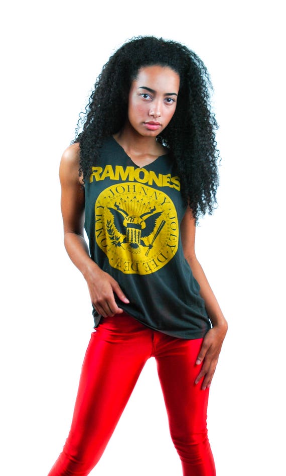 Vintage RAMONES Shirt 1980s Distressed Punk Tee Pu