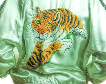 80s ヴィンテージ　vintgae スタジャン　タイガー Vintage Tiger Jacket 1980s Silver Satin Jacket Iggy Pop