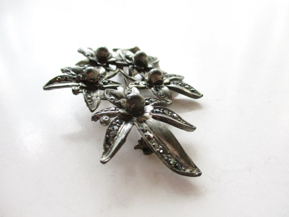 Vintage Pot Metal Glass Marcasite Flower Brooch S… - image 4