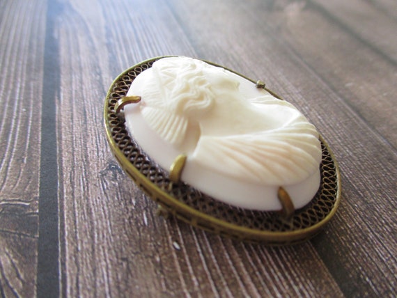 Antique Carved Shell Cameo Brooch Edwardian Cameo… - image 2