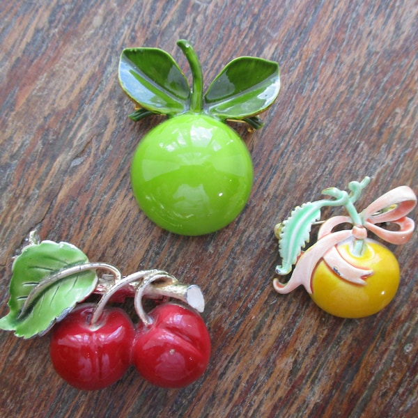 Vintage LOT Collection Fruit Brooches Food Farmer Gift