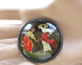 Signed Vintage Russian Lacquer Brooch | Hand-Painted 1991 Folk Art Collectible | Exquisite Slavic Heritage Jewelry