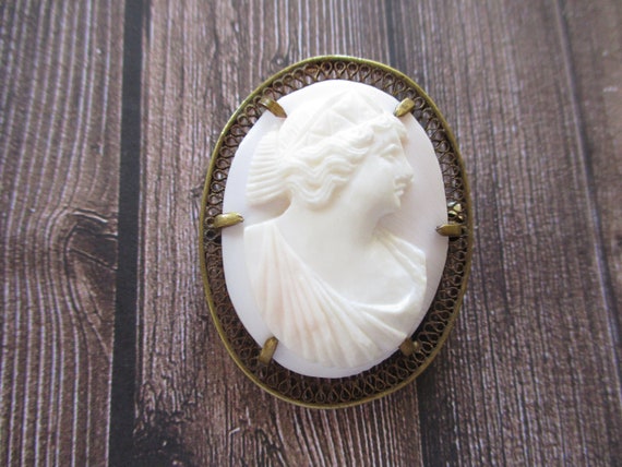 Antique Carved Shell Cameo Brooch Edwardian Cameo… - image 1