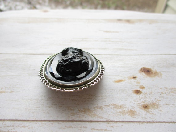 Vintage Black Glass Cameo Brooch Silver Tone Czec… - image 5