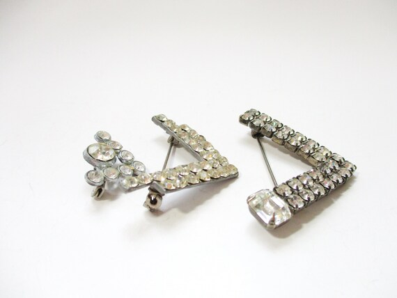 WWII Victory Pins V for Victory Brooch Crystal Rh… - image 4