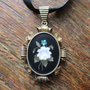Antique Victorian Pietra Dura Locket Pendant Glass Back Italian Hardstone Floral Necklace
