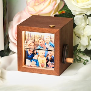 Custom Crank Photobox Picture Box,Personalized Photo Flipbook Animation Box,Custom wooden Photo Book,Anniversary gifts,gift for family