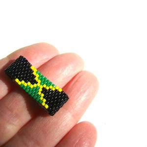 Jamaican Flag Bead Ring: Rasta Reggae Style