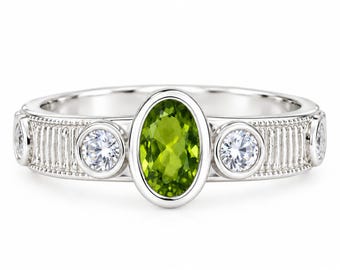 Anillo de peridoto, anillo de gema ovalada verde, anillo de plata de ley, anillo llamativo de peridoto, anillo de inspiración vintage, regalo para ella.