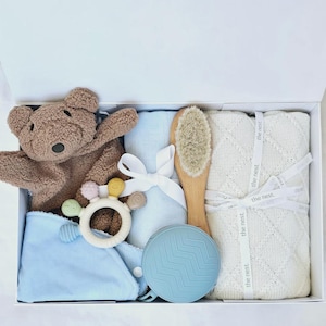 Cesta de presentes premium para bebês meninos