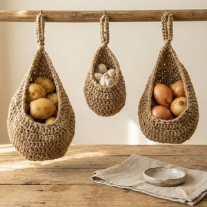 Druppelvormige muurmand - rieten hangende fruitmand - jute geweven boerderijmand - rustieke groenteopberger - ruimtebesparende opslag