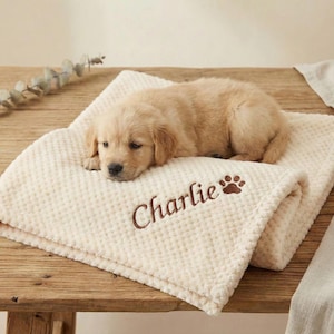 Personalized Dog Blanket - Custom Embroidered Pet Blanket - Cat Blanket - Dog Mom Gift - Custom Pet Gift, Dog Gift, Personalised Pet Blanket