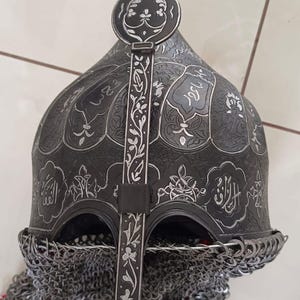 Handmade Ottoman Warrior Helmet Replica: Museum-Style Islamic Knight Decor
