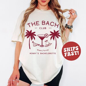 Camicie personalizzate Bach Club Comfort Colors, camicie da addio al nubilato in bikini e Martini, camicie da addio al nubilato di lusso, camicie da spiaggia Bach, Bride Club