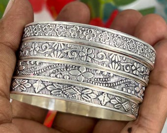 Matching Pair Floral Motif Oxidized Silver Bangle Bracelet (kada