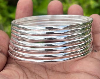Juego de 7 brazaletes de plata maciza, brazaletes de plata maciza / brazaletes apilables de plata 925 hechos a mano / joyería de plata india / regalo para ella