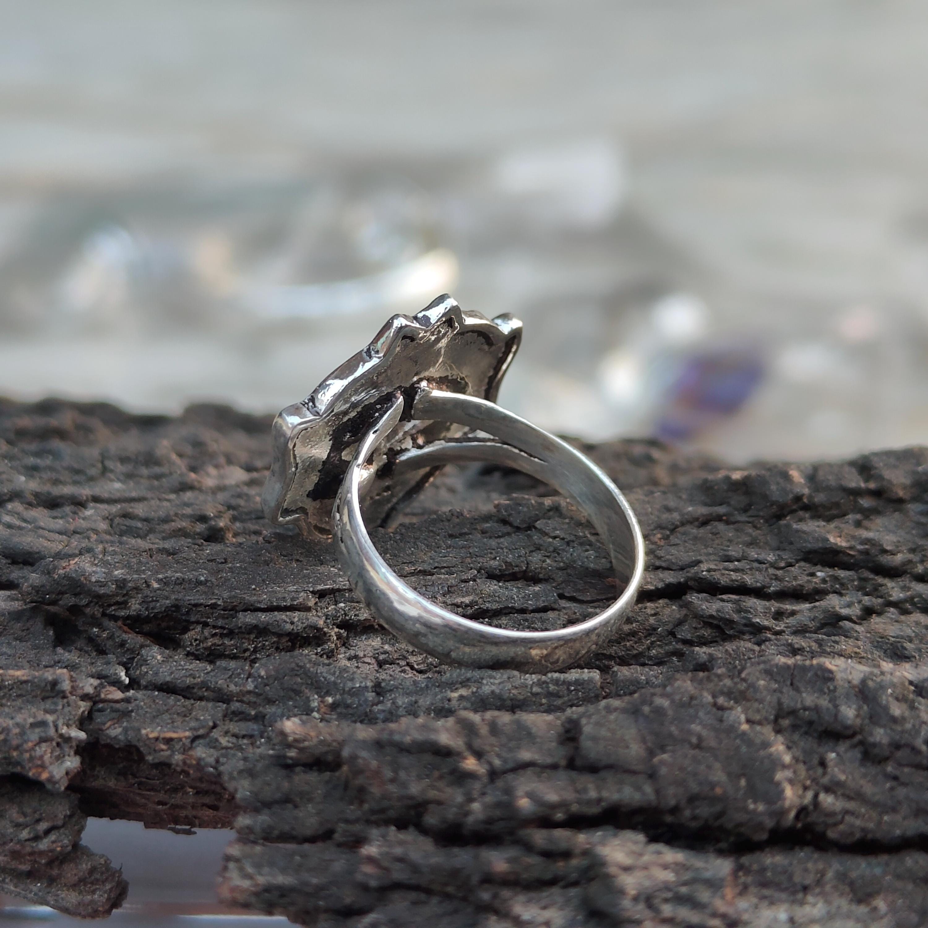 Sterling Silver Floral Heart Shield Ring, Vintage Boho Statement