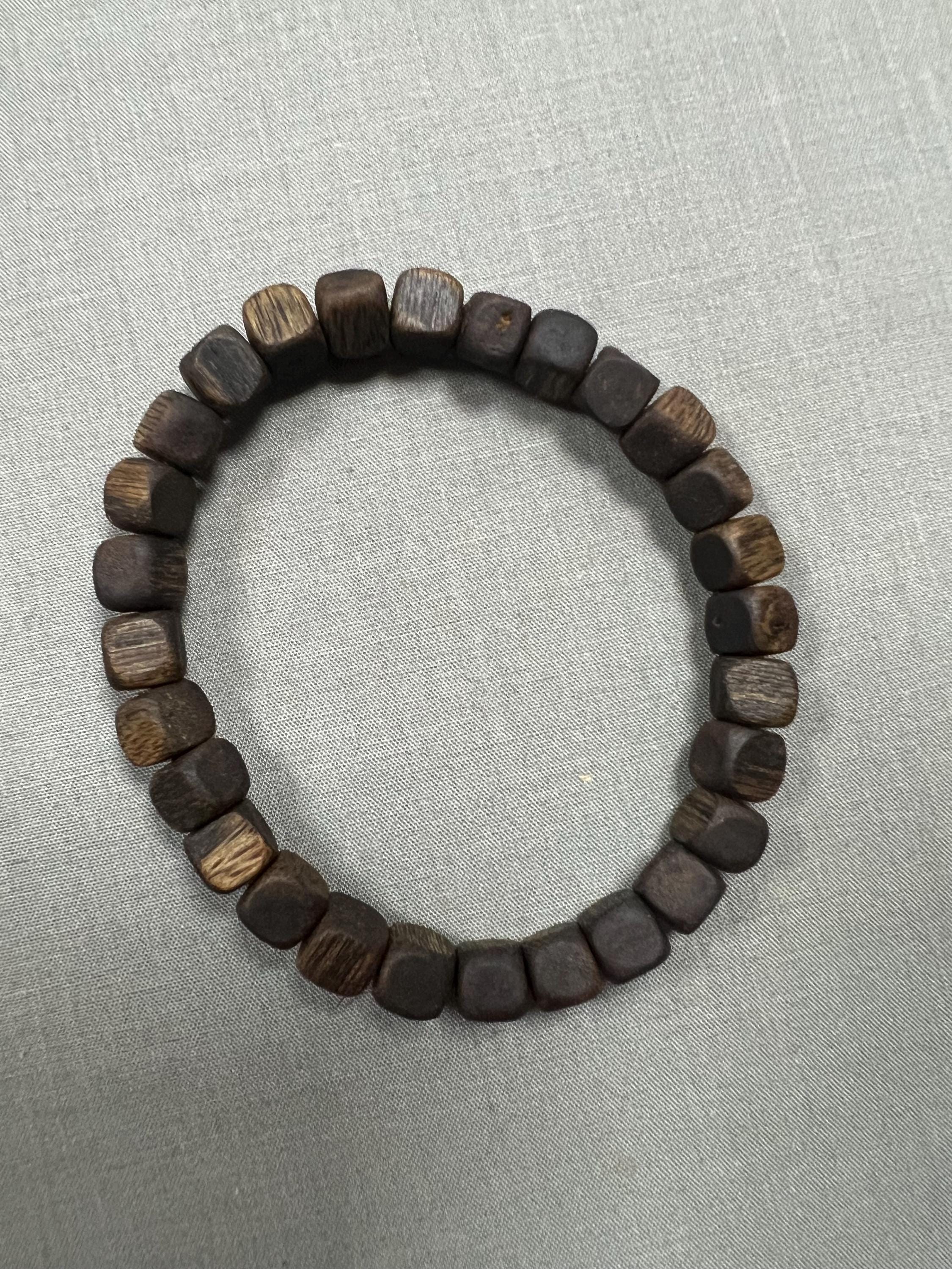 Agarwood bracelet - Etsy 日本