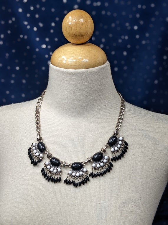 Vintage Beaded Black and White Fan Motif Necklace… - image 1