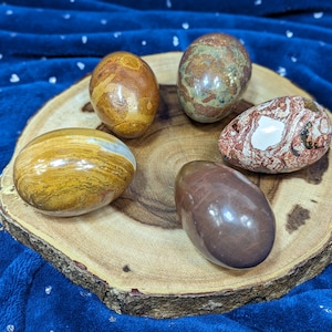 Natural Beige and Brown Carved Stone Eggs - Hand Carved - Fertility Totem - Ritual Altar Accoutrements