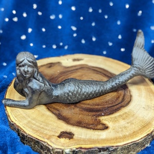 Cast Iron Mermaid Statuette - Altar Decoration - For the Sea Witch - Ritual Accoutrements