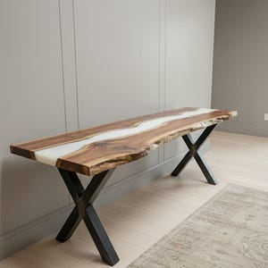 Live Edge Walnut Epoxy Console Table – Smalt entrébord med metallbas