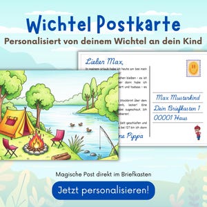 Könnte beinhalten: Eine Postkarte mit einer Illustration einer Campingszene, mit einem Zelt, Lagerfeuer und See. Der Text "Wichtel Postkarte" und "Jetzt personalisieren!" sind sichtbar. Die Postkarte ist personalisiert für "Max Musterkind".