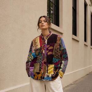 Vintage indisk jacka | Boho handgjord siden quiltad lapptäcke kort kappa, present till henne