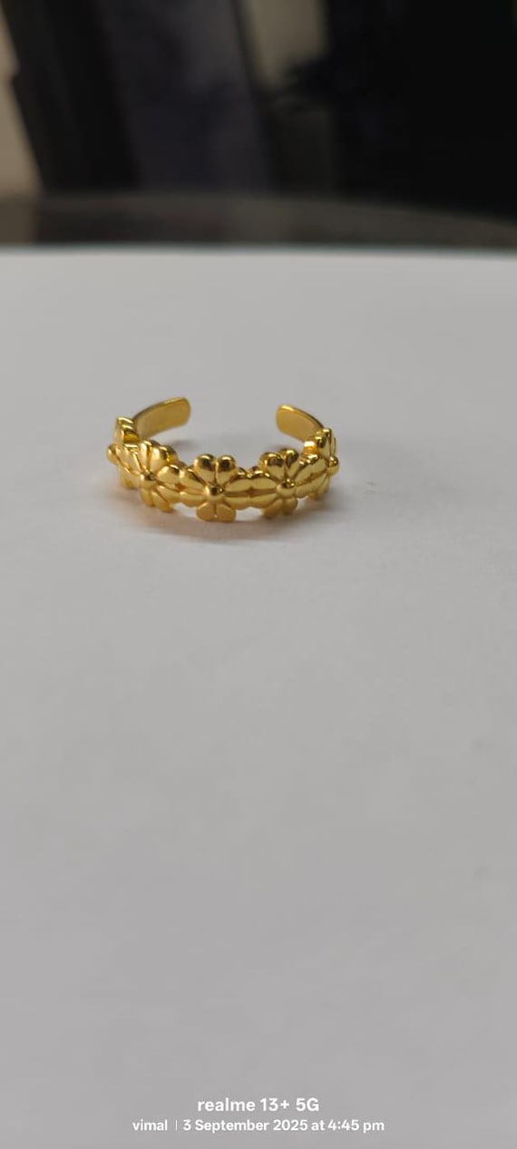 Verstellbarer Zehenring Aus Sterlingsilber, Gelbgold Plattiert & Gerippt Verstellbarer Zehenring Aus Sterlingsilber, Gelbgold Plattiert & Gerippt