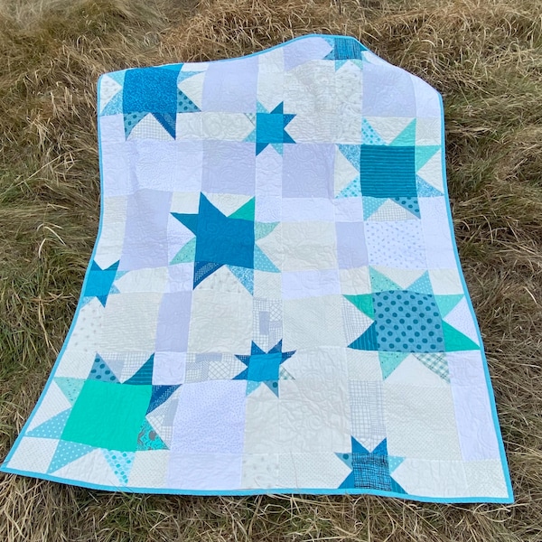 Starburst scrappy quilt, twin bed quilt