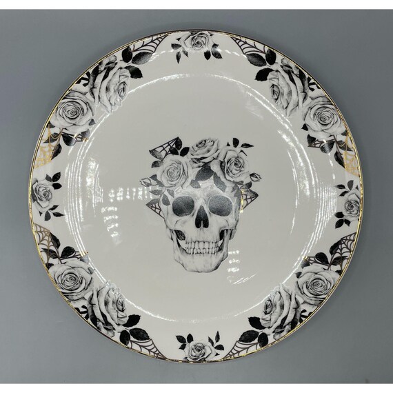 Skull plates on sale