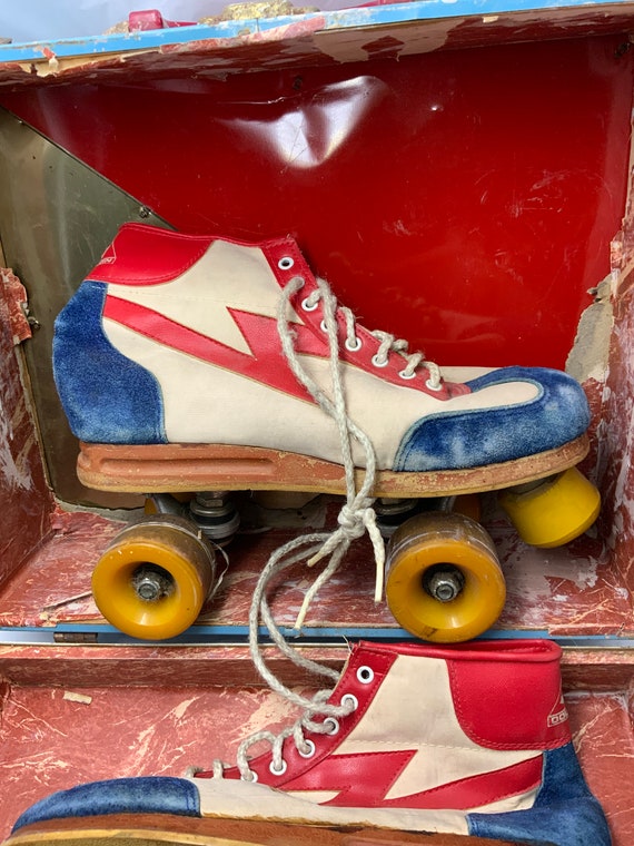 vintage disco roller skates Gem