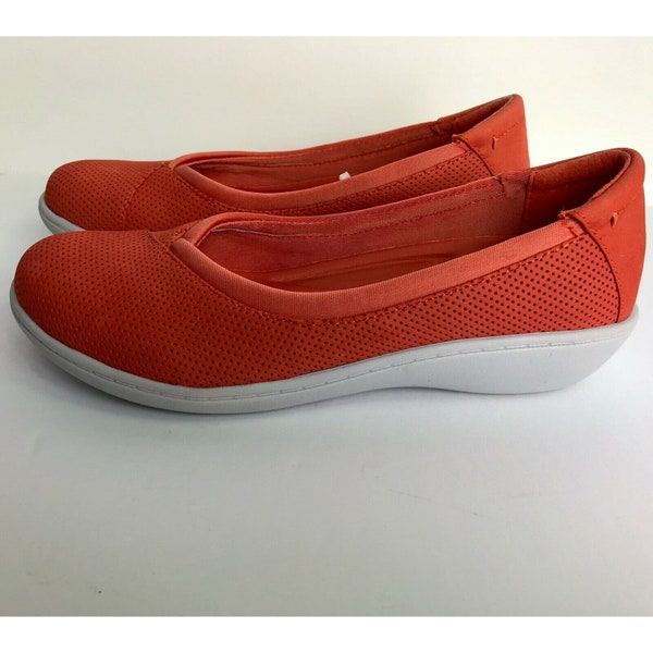 New G.H. Bass & Co. Women's Lite Mary Leather Slip On Flat Perforated Coral US 5 M