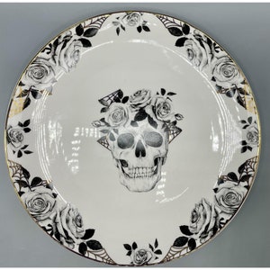 Set of 4, Skull & Roses, dinner plates, 10.75, Eaton Fine Dining, Gold Rimmed, NEW image 6