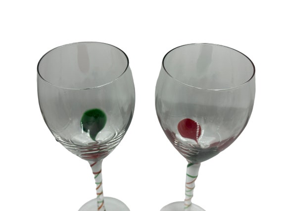 Wine Glasses / Red Swirl Ribbon Wine Glasses /blown Glass Wine Glasses /  Swirl Red Ribbon Stem / Red Ribbon Wine Glasses / Drink and Barware 